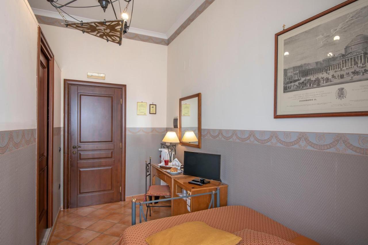 Pinto-Storey Hotel Nápoles Exterior foto