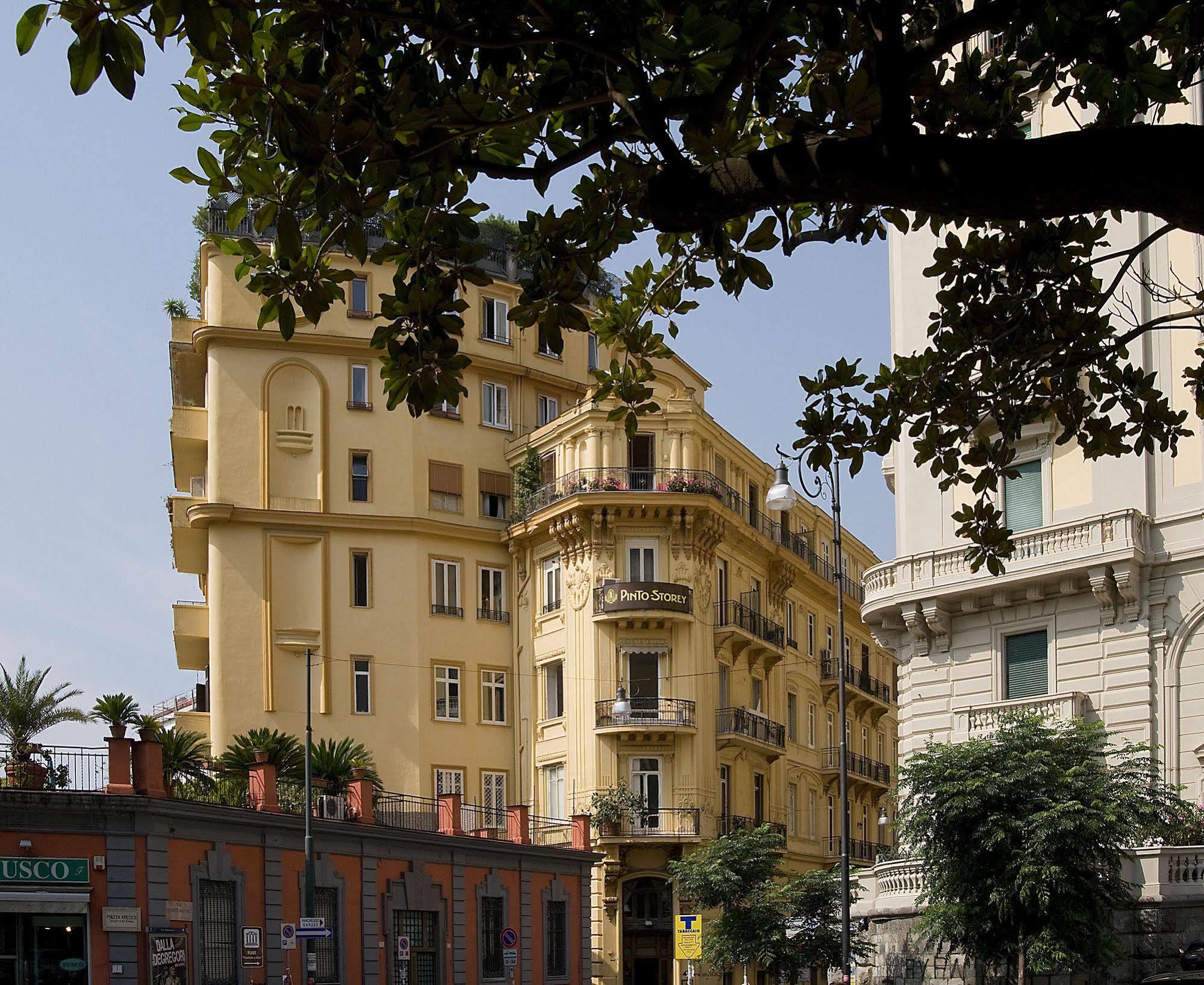 Pinto-Storey Hotel Nápoles Exterior foto